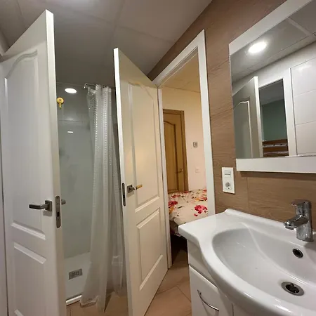 Séjour chez l'habitant Mirador 2 Del Mercado - Con Bano Privado En El Centro De La Ciudad Vella *