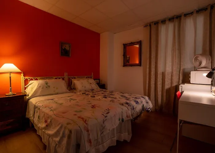 Mirador 2 Del Mercado - Con Bano Privado En El Centro De La Ciudad Vella Homestay szállás *